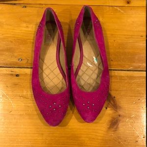 Ugg pink flats